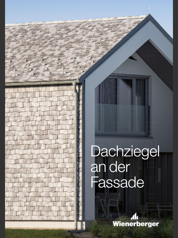 Dachziegel an der Fassade